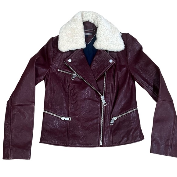 Tommy Hilfiger burgundy leather moto jacket. Excellent condition! - Picture 2 of 10